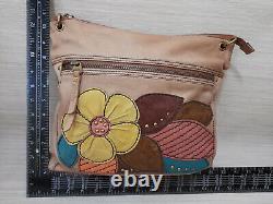 Fossil Vintage A genuine leather shoulder bag, embroidered with flowers